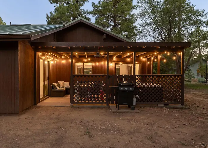 Pines & Hot Tub Country Club Holiday home *